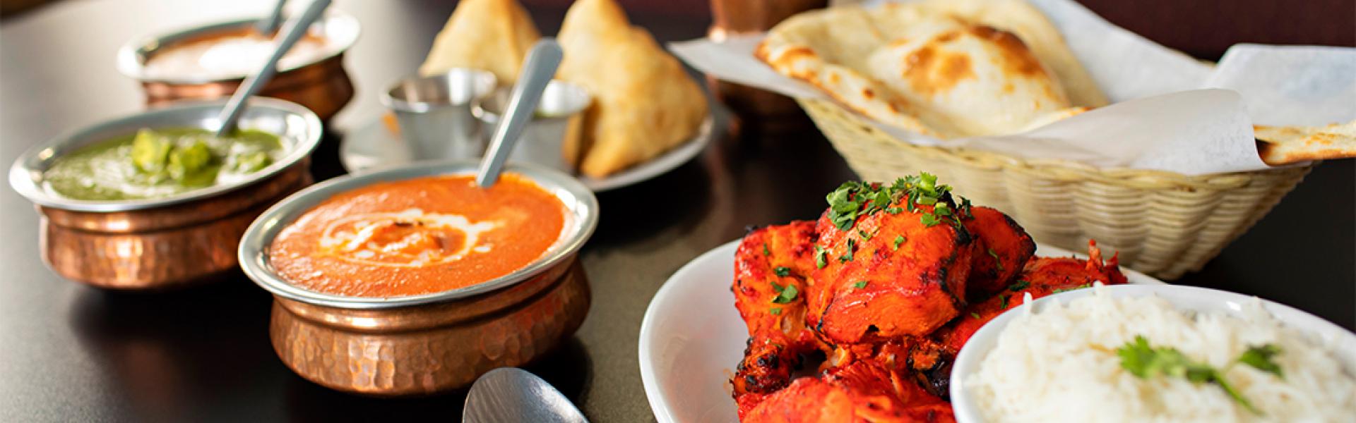 Serves a variety of vegetarian and non-vegetarian curries, samosas, platters  with an authentic Indian taste. 