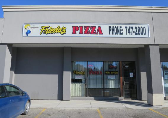 Friedas-Pizza-Oct-5_17